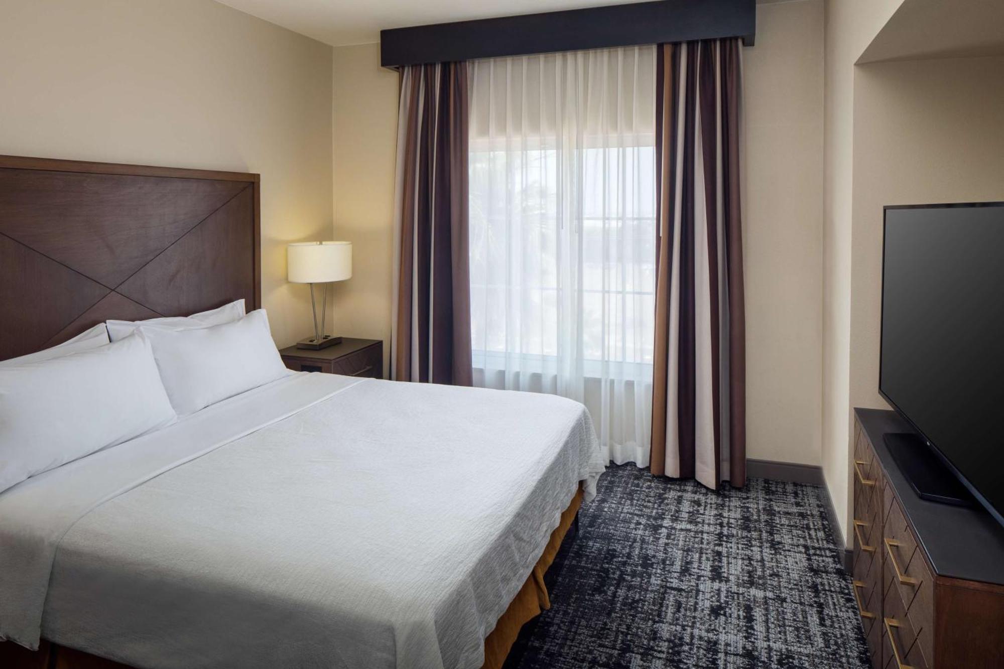 Embassy Suites By Hilton Laredo Eksteriør bilde